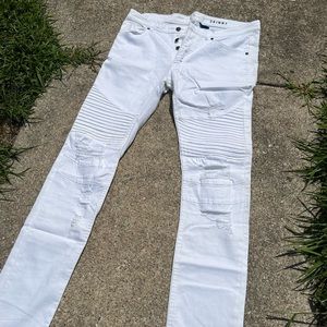 White ripped skinny jeans